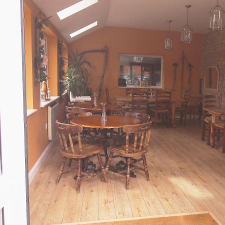 The White Lion At Wicken Bed and Breakfast Milton Keynes Esterno foto