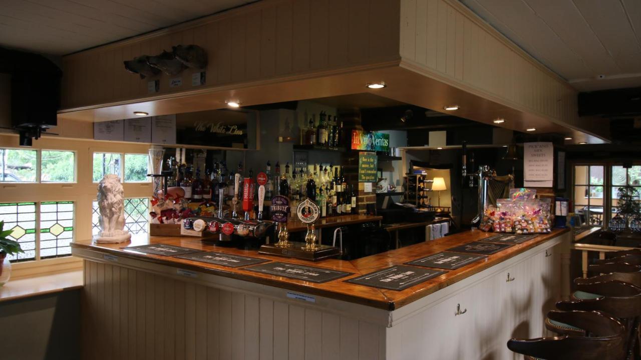 The White Lion At Wicken Bed and Breakfast Milton Keynes Esterno foto