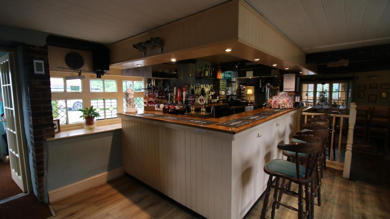 The White Lion At Wicken Bed and Breakfast Milton Keynes Esterno foto
